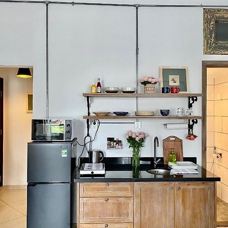 Apartament Le Bijou Chic In The Heart Of Saigon Charm With View Ho Chi Minh Zewnętrze zdjęcie